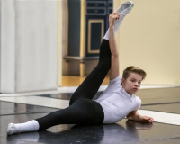 Marly_pose_16_WEB_6134